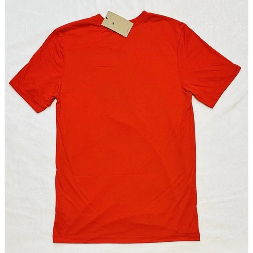 The Nike Tee JUST DO IT Basketball Dri-Fit Red Shirt Men's Medium HF6203-657 NWT